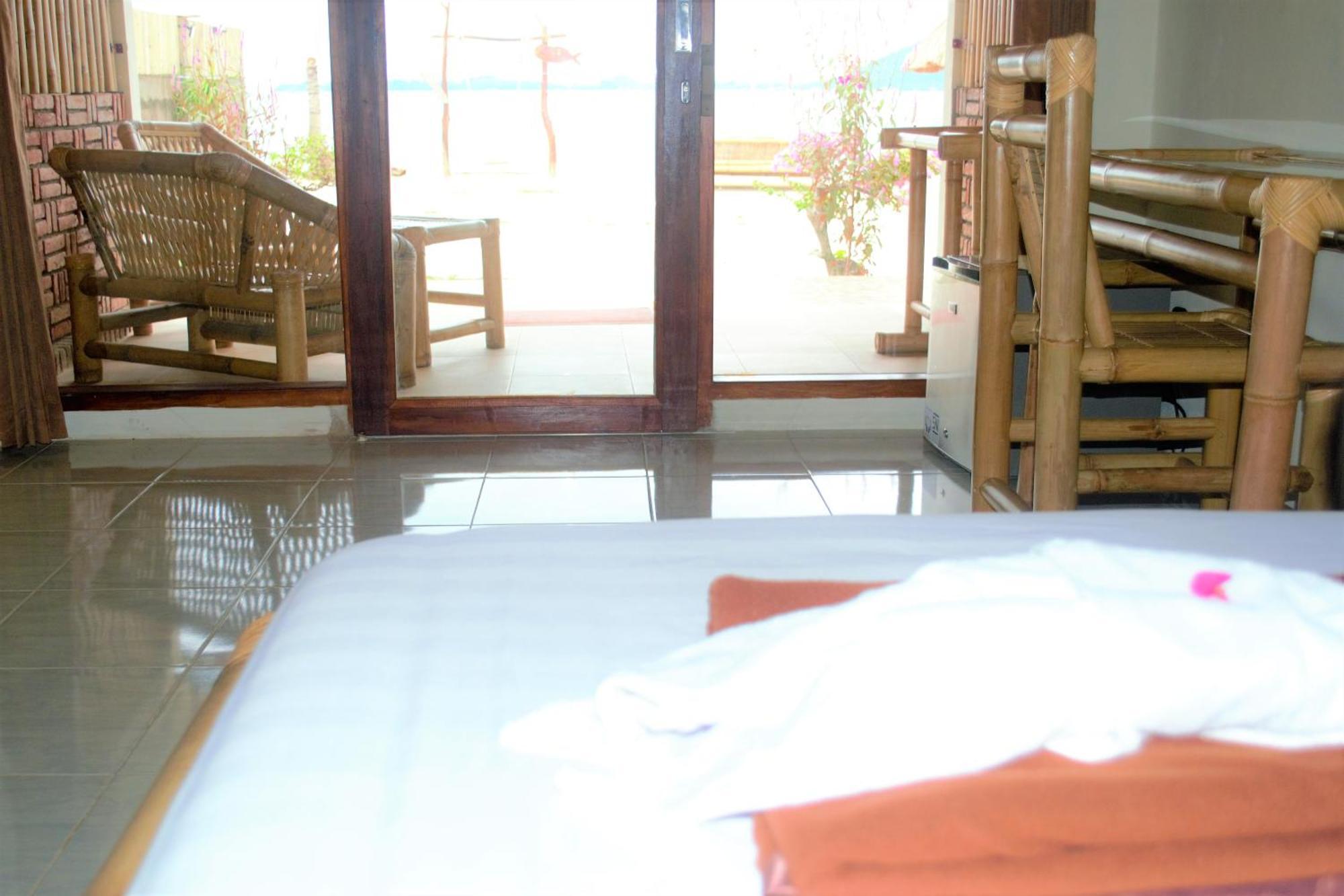 Alden Beach House Sekotong Exterior photo